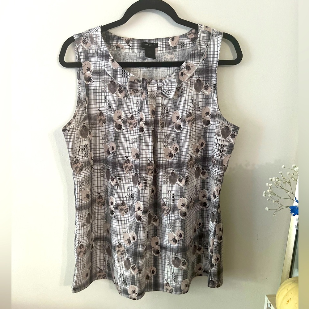 Ann Taylor Floral Top
